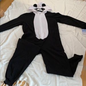 Nick and Nora 1 piece zip up pajamas NWT costume.